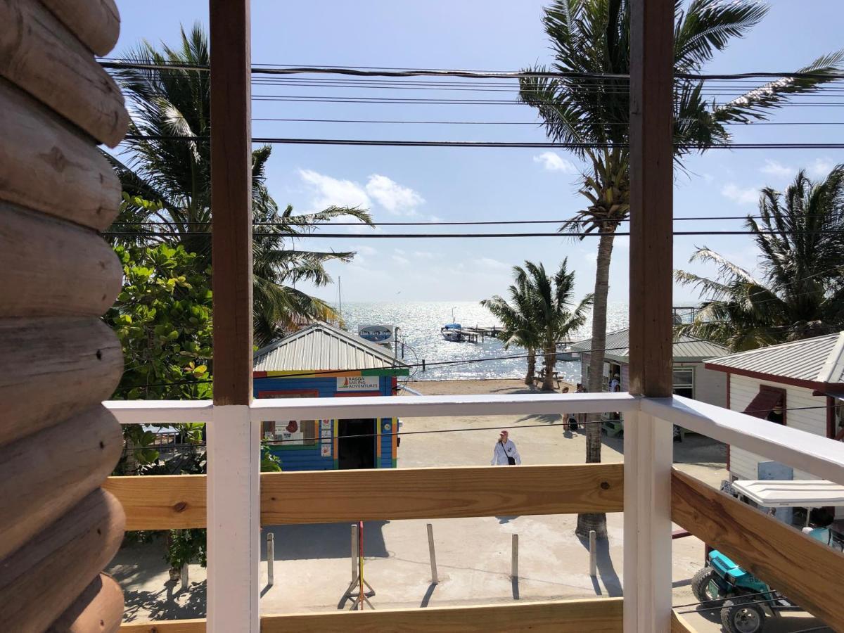 Blue Wave Guest House Caye Caulker Exteriör bild