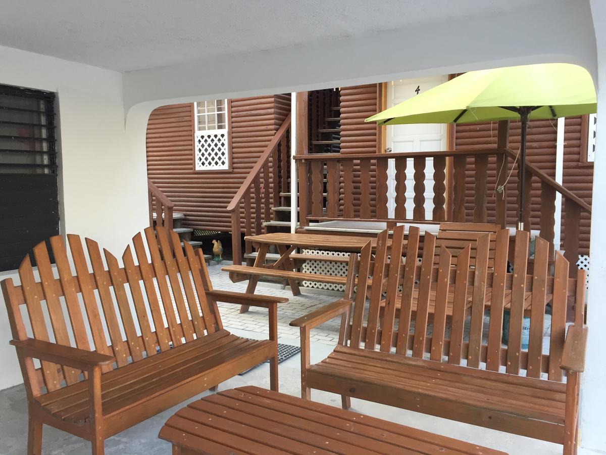 Blue Wave Guest House Caye Caulker Exteriör bild